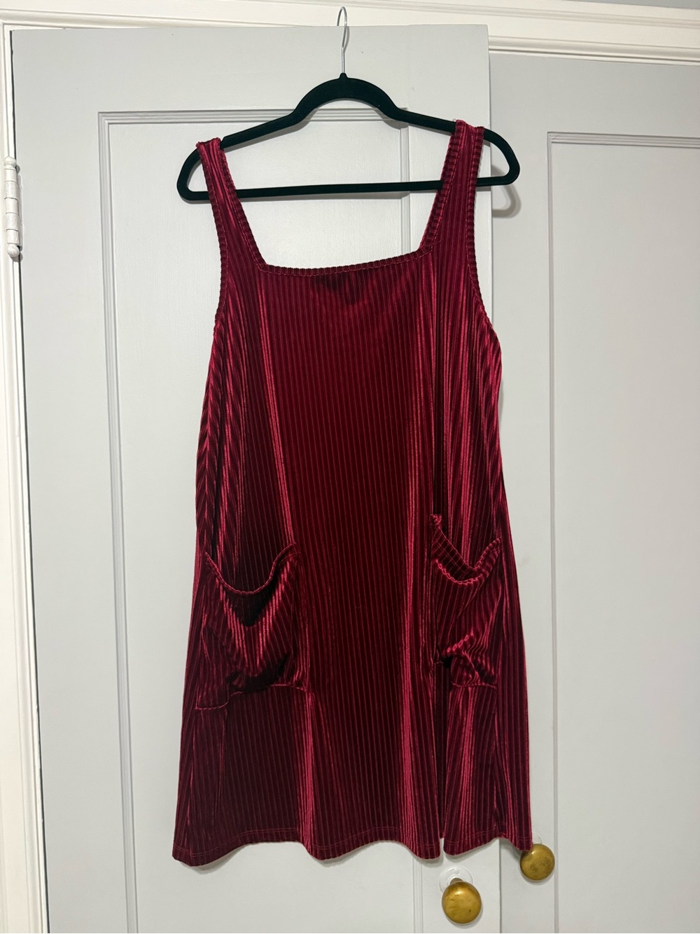 One by One Sleeveless Velvet Swing Pocket Dress